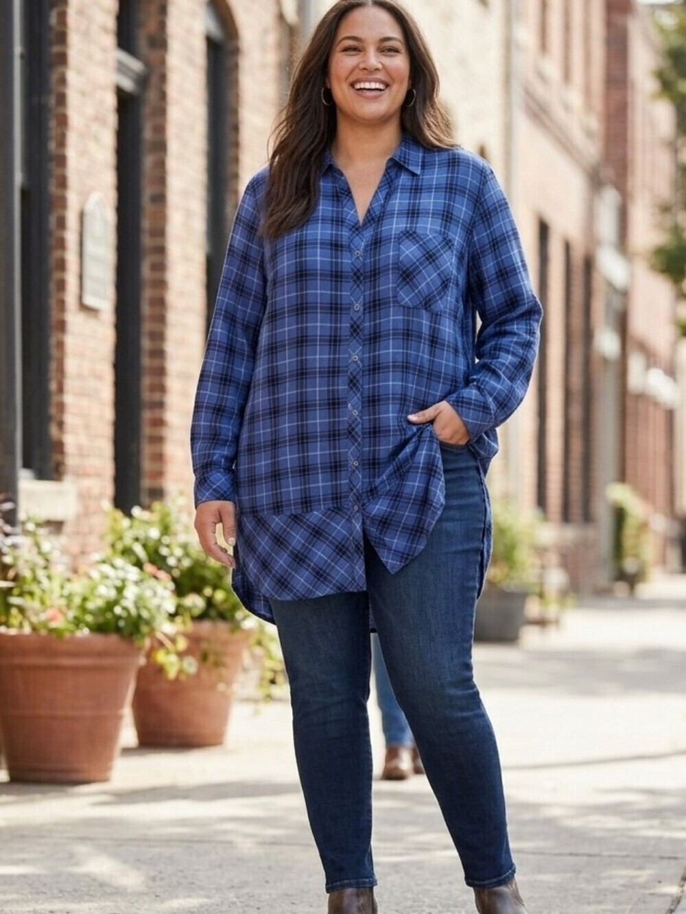 J. Jill Womens Medium Size Xl Blue & Black Plaid Button Up Shirt 100 % Cotton